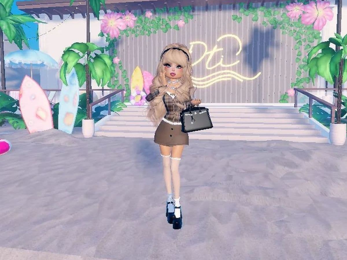 How to make winner Glamping (but with glam!) Dress to Impress outfits