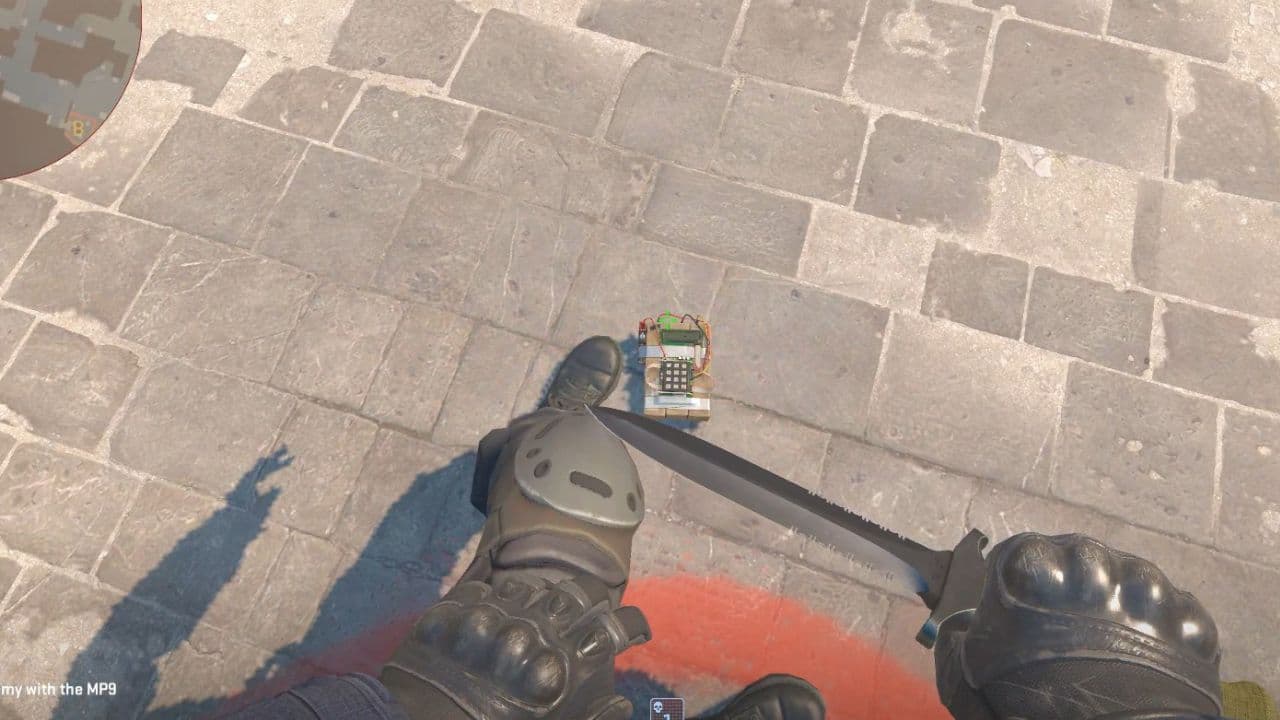 defuse cs2 bomb