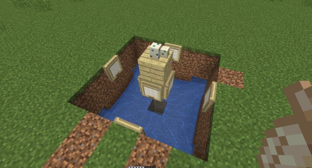You can also set traps to kill mobs, mainly zombies (Image Credit: r/Minecraft)