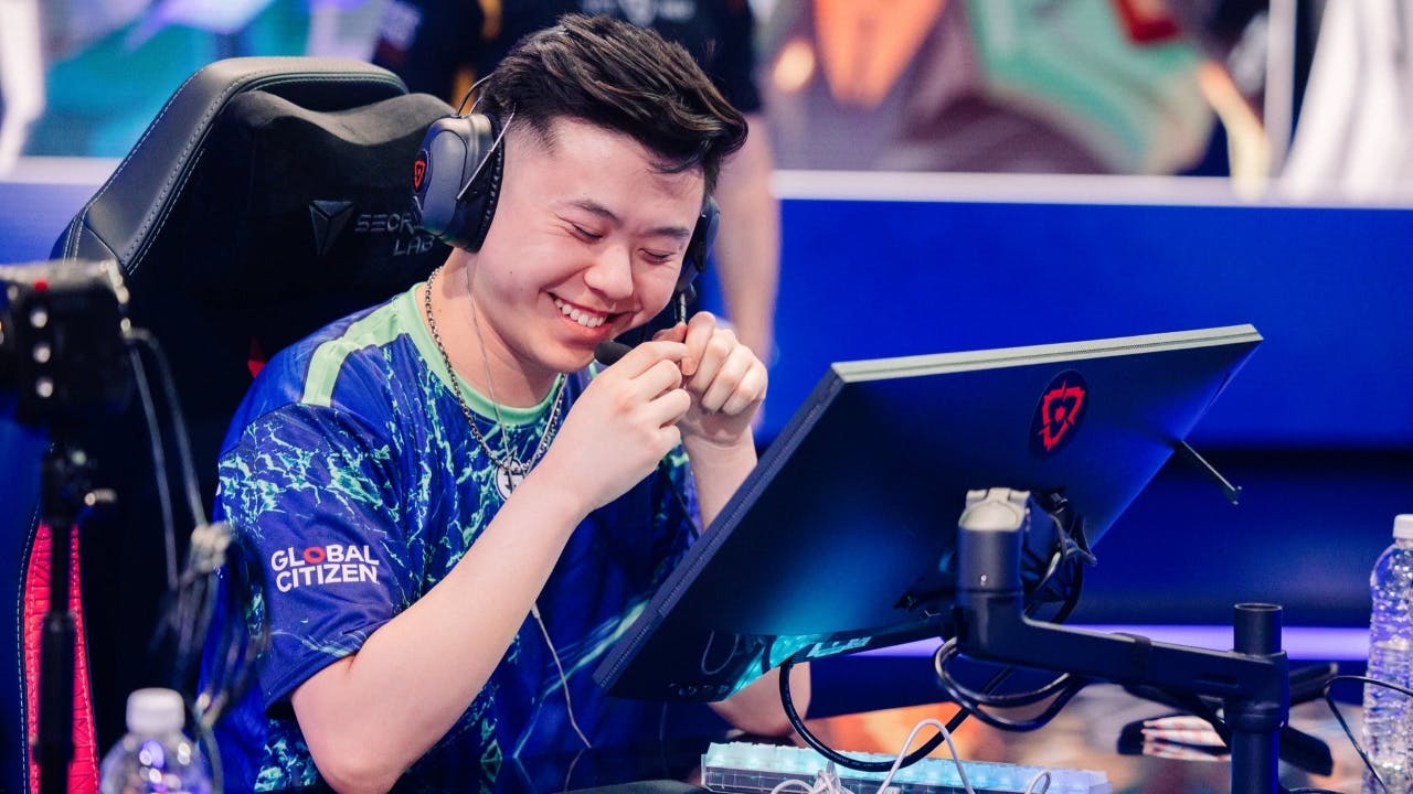 "Coming into EG, I have that underdog mentality with a lot to prove for myself. I'm looking to play this year out with no regrets." Derrek on his transition to EG