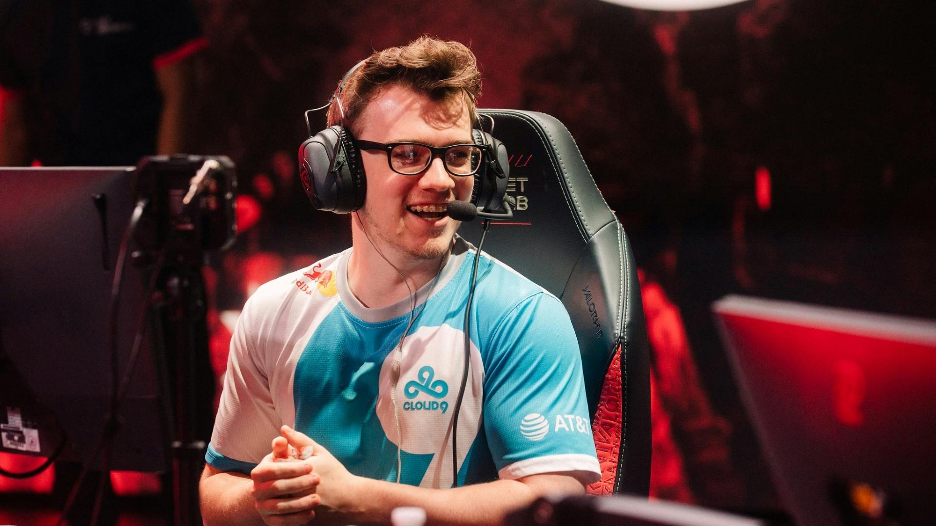"Im not comfortable. Making playoffs means nothing. We could be undefeated right now, and be having the same conversation" Zellsis on his mentality